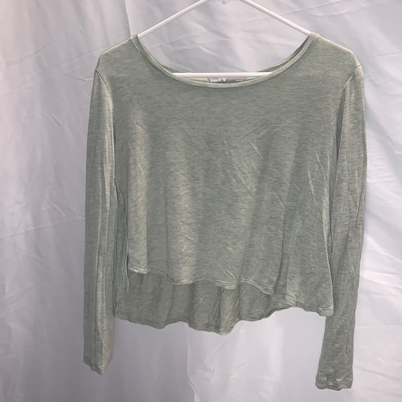 Tops - Light green longsleeve
